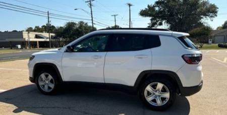 2022 Jeep Compass white/repo